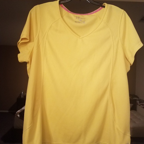 xersion quick dry shirts